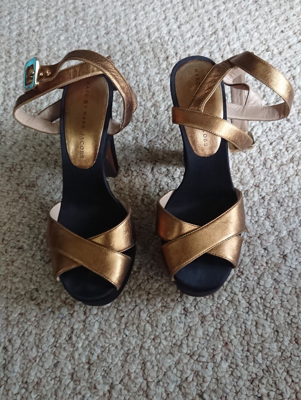 Marc by Marc Jacobs Bronze Metallic Crisscross Ankle-Strap Sandals size 7